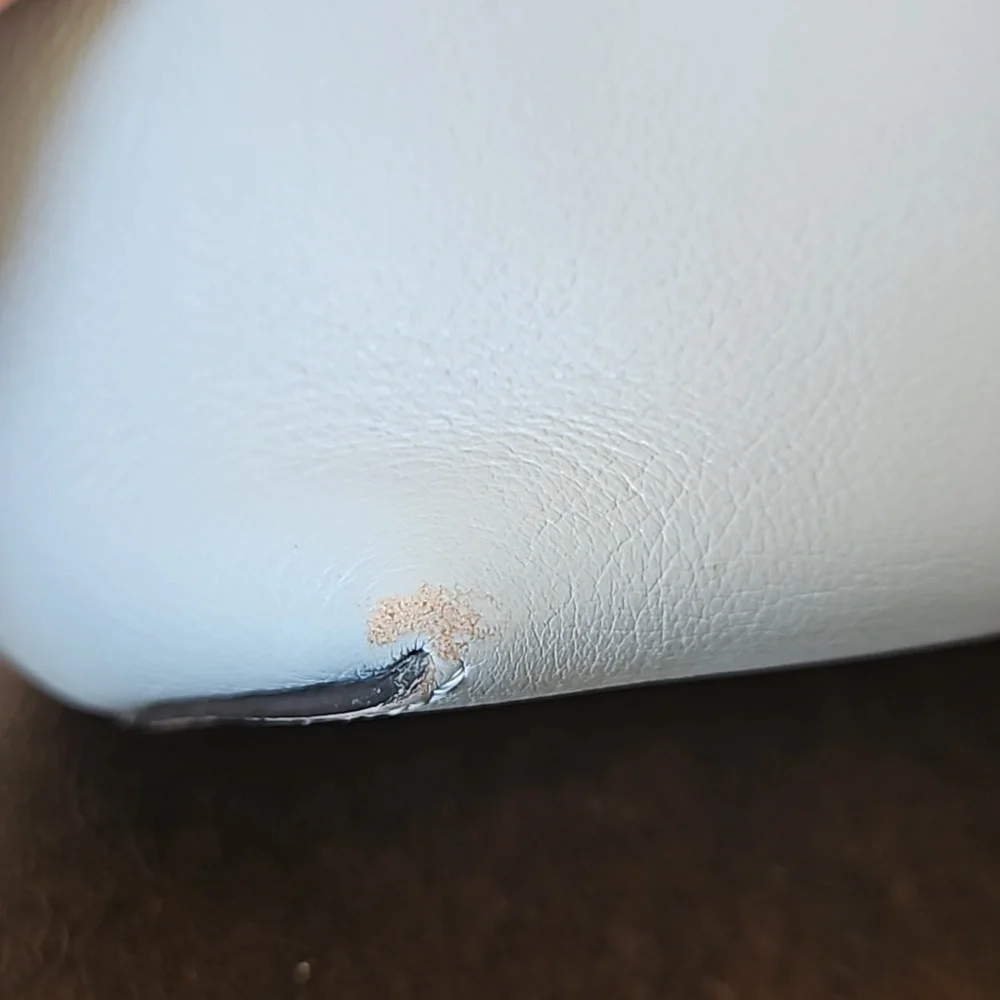 Handbag - Picture 5 of 9